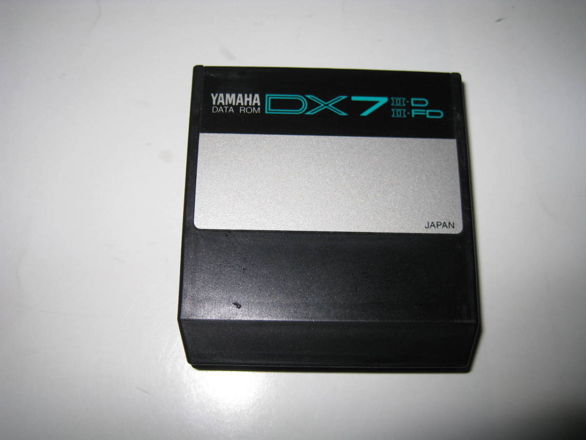 凄いおまけ付 往年の名器 YAMAHA　DX7ⅡFD/ⅡD DATA ROM　動作確認済