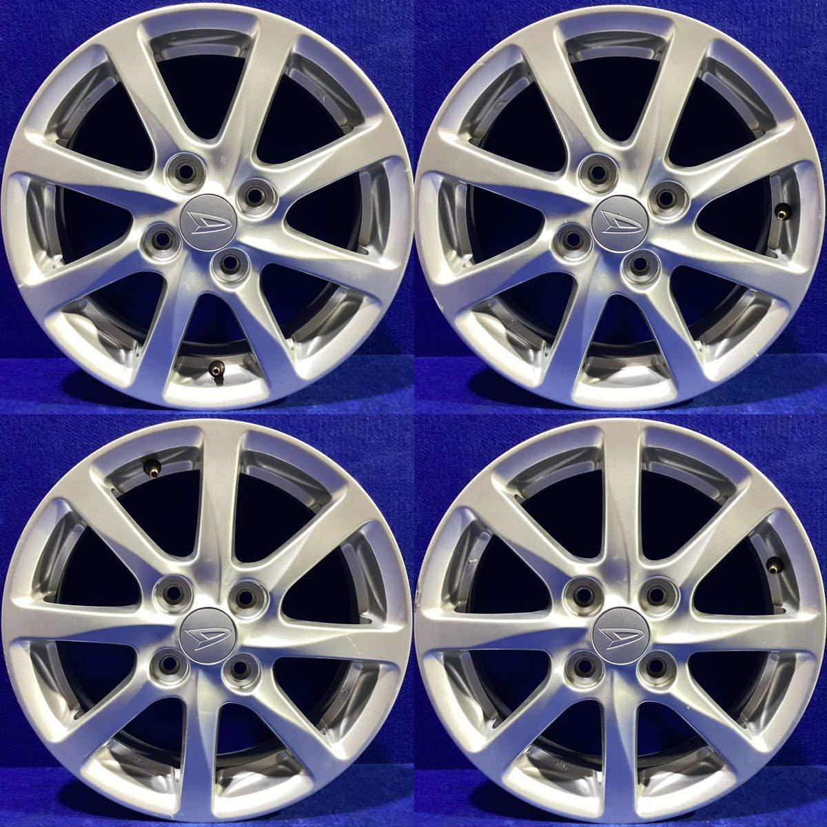 ダイハツ ウェイク純正*14インチホイール*14x4.5J/オフセット+ ダイハツ ウェイク純正*14インチホイール*14x4.5J/オフセット+