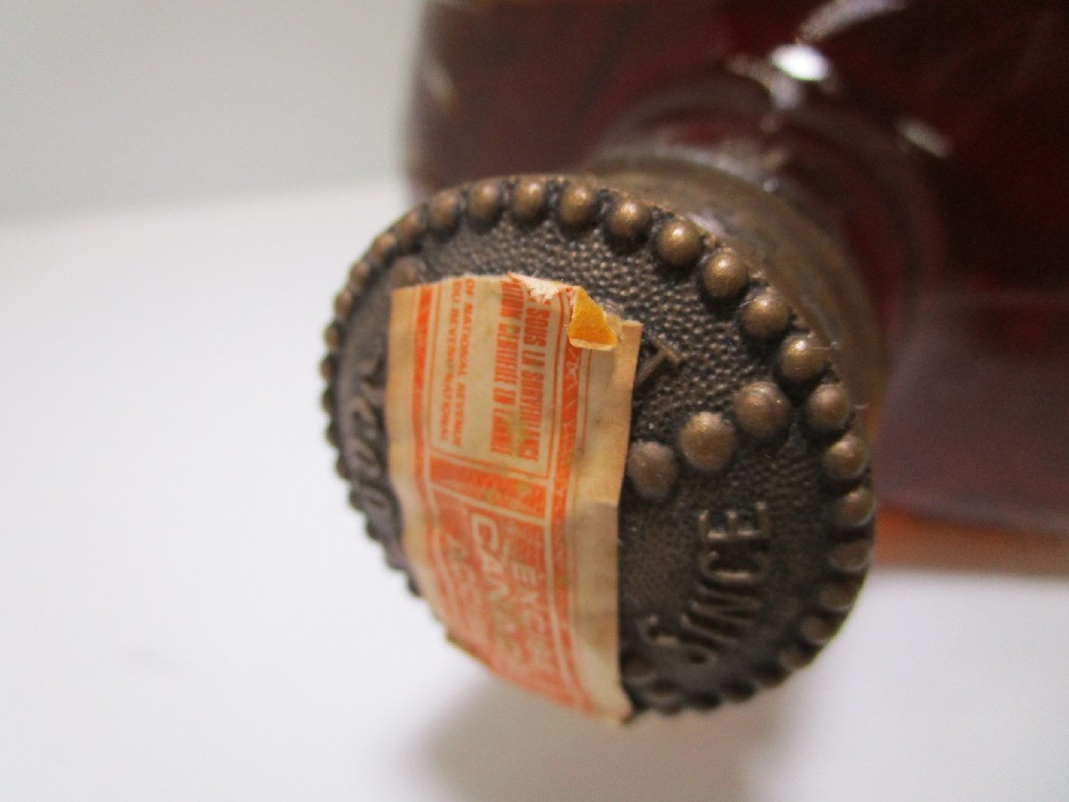 クラウン ローヤル 1968 700ml 40% Crown Royal カナディアンウイスキー ※紙封片方切れ,破れあり 未開栓 古酒 巾着付き/B32767_画像6
