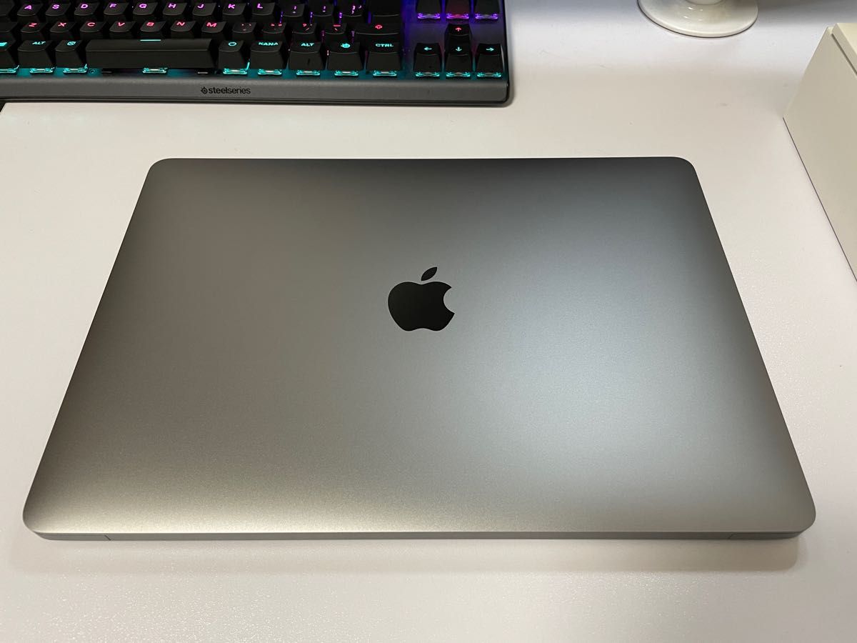 Apple M1 MacBook Air スペースグレイ 8GBメモリ/256GBSSD マジックマウス・USB拡張ハブ・ケース Apple M1 MacBook Air スペースグレイ 8GBメモリ/256GBSSD マジックマウス・USB拡張ハブ・ケース