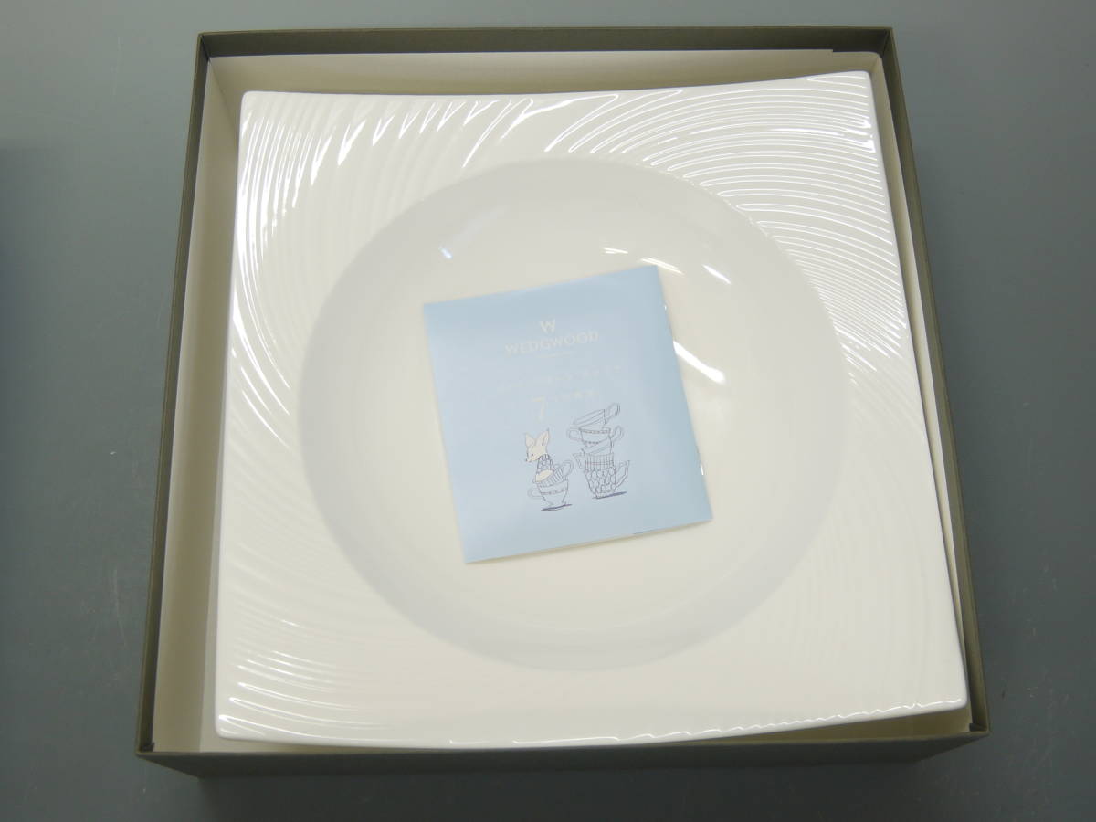 a61 未使用品 ウェッジウッド WEDG WOOD 食器 プレート 陶器 白 スープ皿 パスタ ホワイト 共箱 ETHEREAL101_画像9