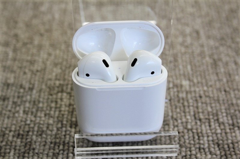 最高級 アップル Apple AirPods 2 2019年/第2世代 MV7N2J/A その他