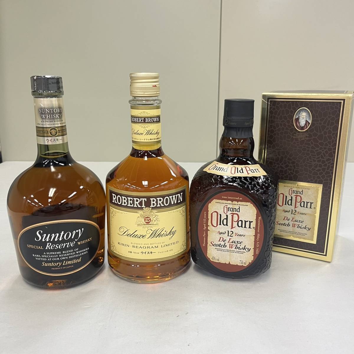 E255908 102 -657/NE3000 千葉県内のみ発送 お酒 3本まとめ Suntory