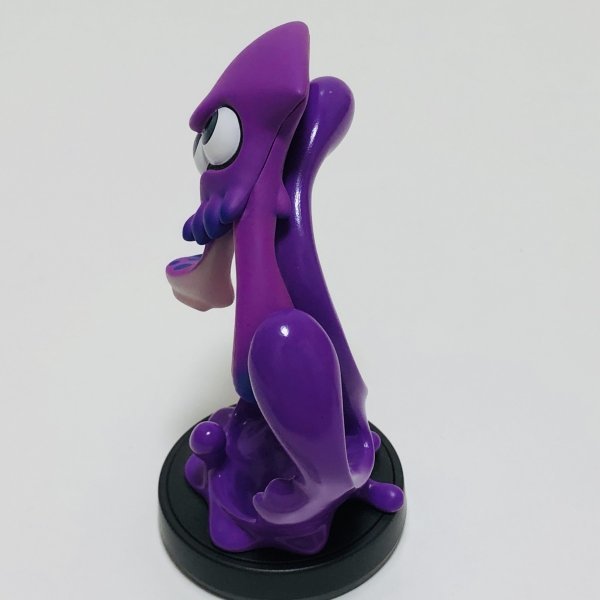 M4828 ●中古 美品 即決●amiibo イカ ネオンパープル (アミーボ スプラトゥーン 紫) ●Splatoon / Squid - Neon Purple_画像4