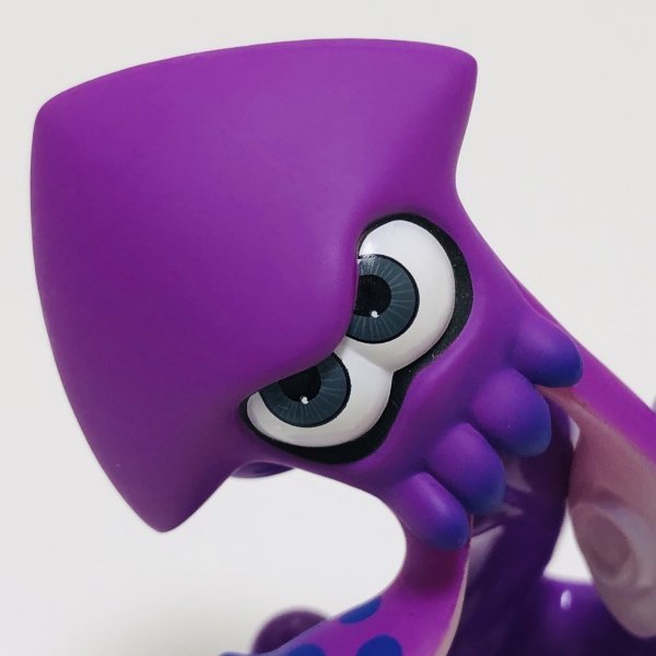 M4828 ●中古 美品 即決●amiibo イカ ネオンパープル (アミーボ スプラトゥーン 紫) ●Splatoon / Squid - Neon Purple_画像2