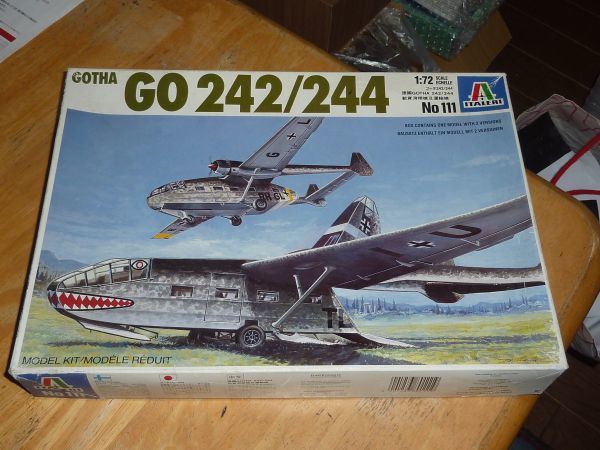 1/72　ゴータ 242/244 　イタレリ ITALERI GOTHA GO-242/GO-244 輸送機/輸送グライダー　　_画像1