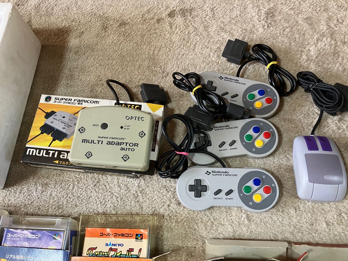 スーパーファミコン マルチタップ コントローラー4個 電源コード テレビケーブル スーパーファミコン マルチタップ コントローラー4個 電源
