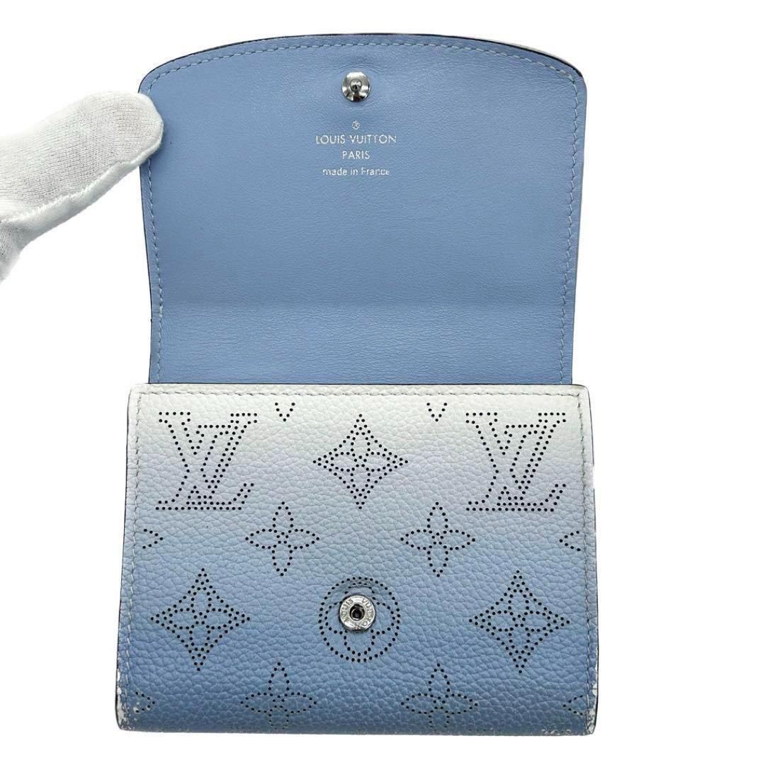 【美品!!】LOUIS VUITTON ルイヴィトン マヒナ コンパクト ポルトフォイユ イリス 二つ折り財布 グラデーションブルー ブランド 鑑定済み■