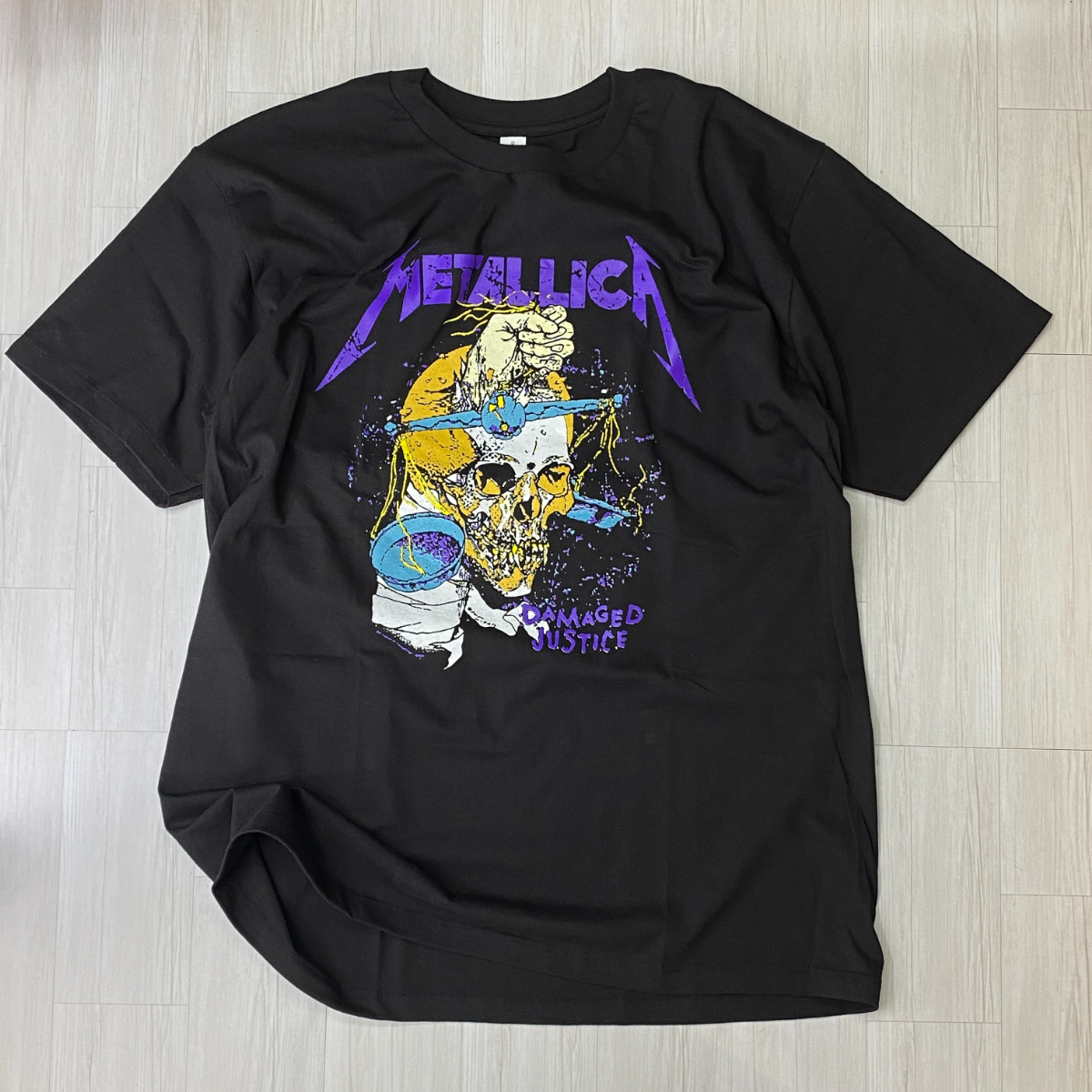ロサンゼルス発 【2XL】 Metallica メタリカ Damaged Justice スカル 半袖 ヘビーウェイト Tシャツ 黒 バンドT ヘヴィメタルバンド USA規格