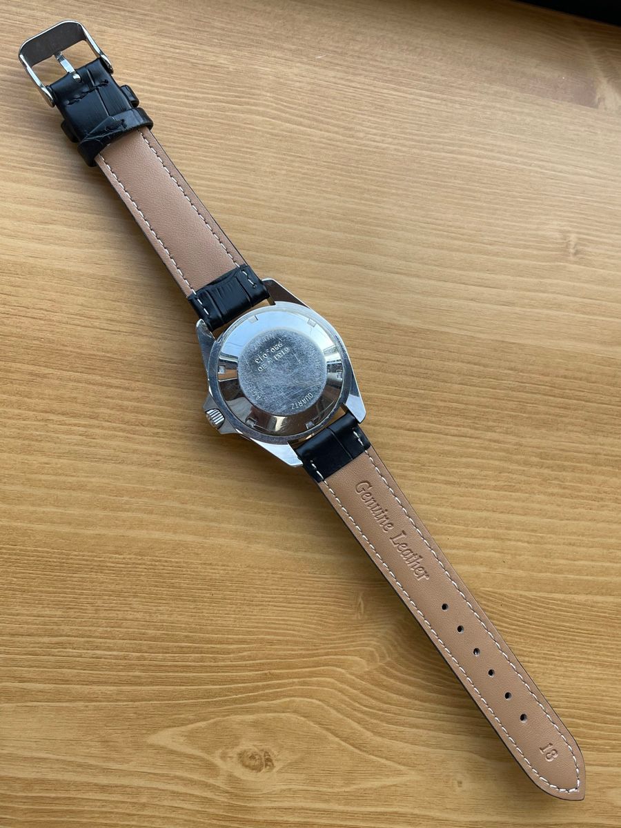 タグホイヤー 1000 QZ 200M防水 HEUERロゴ デイト【980 013 タグホイヤー 1000 QZ 200M防水 HEUERロゴ デイト【980 013