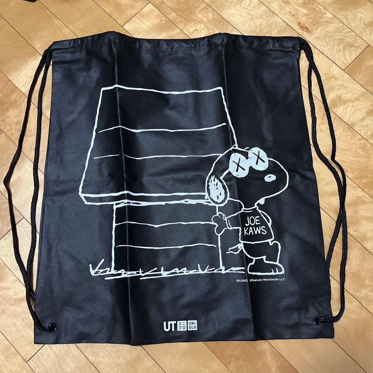 スヌーピー ユニクロ KAWS ナップサック 不織布 SNOOPY PEANUTS 非売品