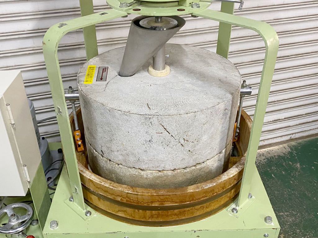 フ4911M☆日高製粉機 石臼製粉機 自家製粉/そば粉 三相200V フ4911M☆日高製粉機 石臼製粉機 自家製粉/そば粉 三相200V