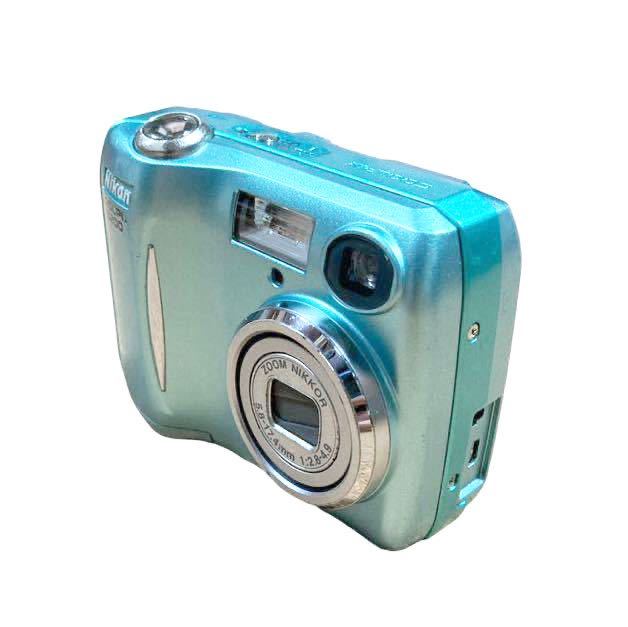 大特価放出! Nikon 3200 COOLPIX コンパクトデジタルカメラ ニコン