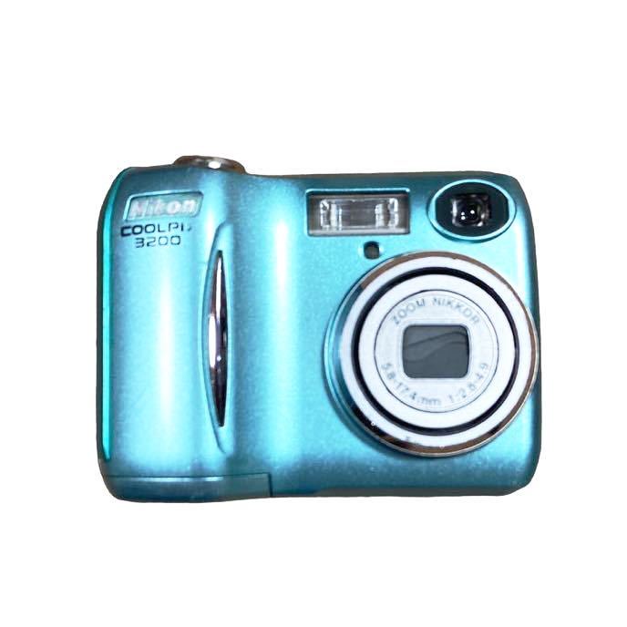 Nikon コンパクトデジタルカメラ COOLPIX 3200