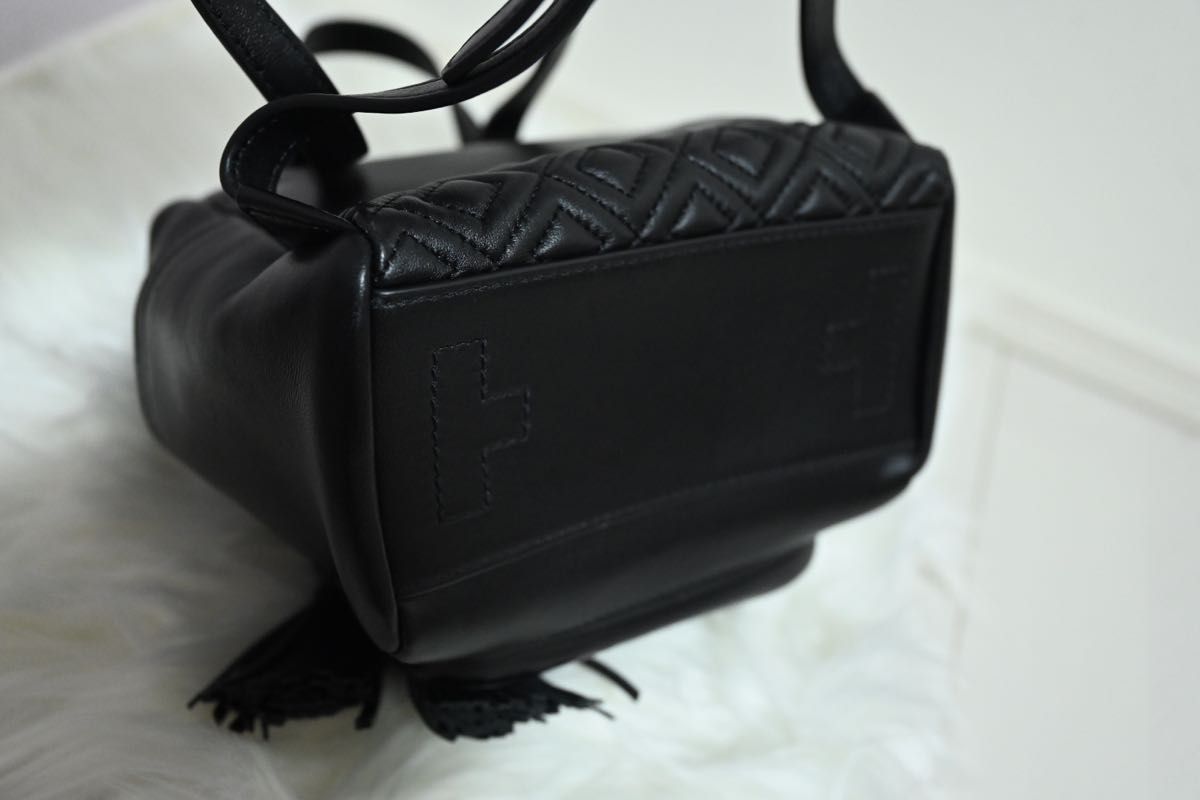 TORY BURCH トリーバーチミニリュックサック|Yahoo!フリマ(旧 TORY BURCH トリーバーチミニリュックサック|Yahoo!フリマ(旧