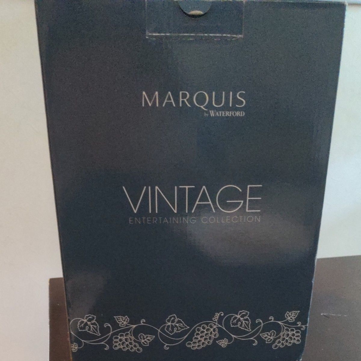 MARQUIS by WATERFORD VINTAGE ENTERTAINNG COLLECTION