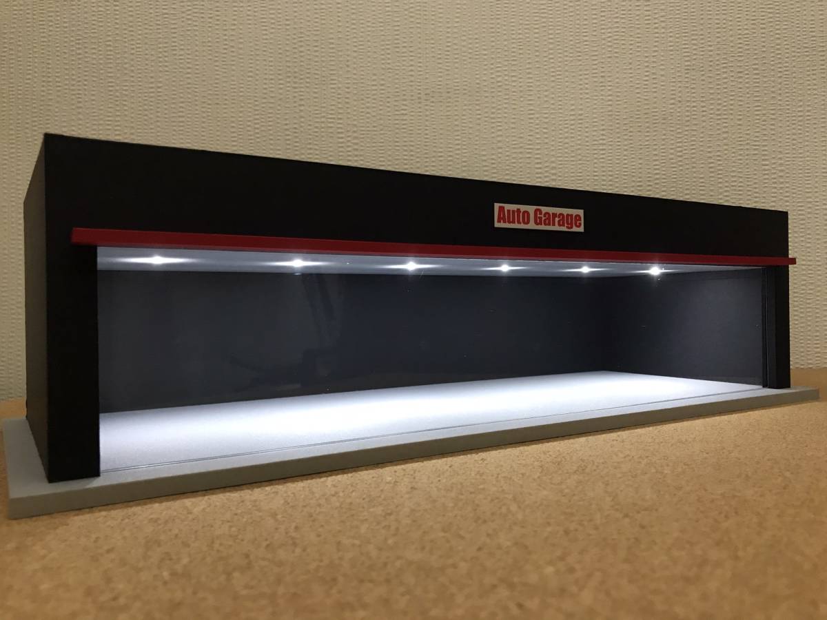 【超安い】 ミニカー専用ジオラマ:1/43 ディスプレイケース(ガレージ 乗用車