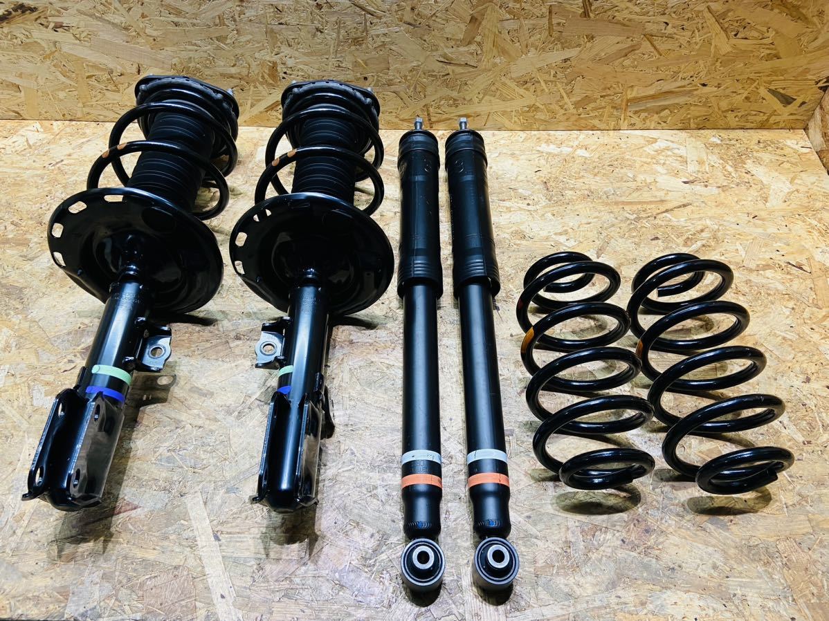 * new car removing goods *TOYOTA Toyota ZRR80 ZWR80 80 series Noah Voxy original suspension kit suspension kit shock absorber springs 