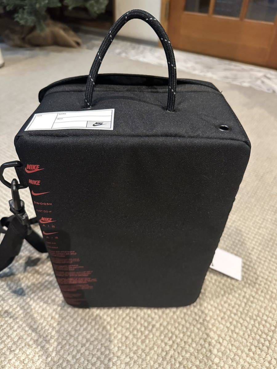 ナイキ　２ｗａｙ　シューズ ボックス バッグ (12L)　新品　タグ付き　未使用　ブラック　送料込み！_画像8