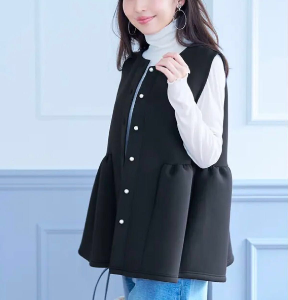 新品 coca ダンボールニット ペプラムベスト パールボタン 完売 新品 coca ダンボールニット ペプラムベスト パールボタン 完売