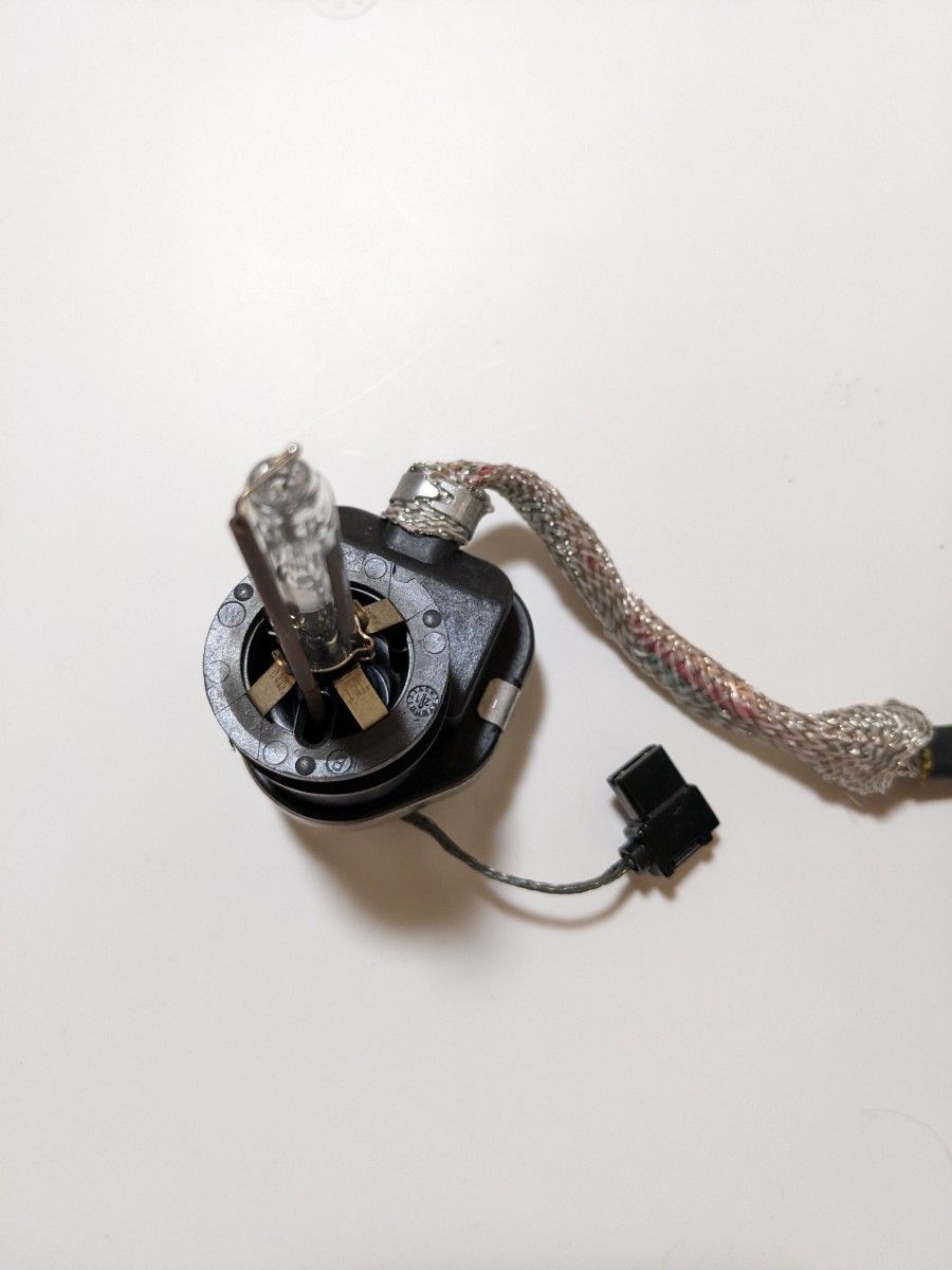 点灯確認済24vKOITO純正バラスト HID付3900-25787 W3T20471 点灯確認済24vKOITO純正バラスト HID付3900-25787 W3T20471