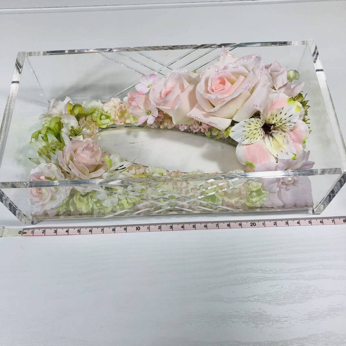 やや傷あり　お花のティッシュケース　本体アクリル　お花は造花です。_画像8