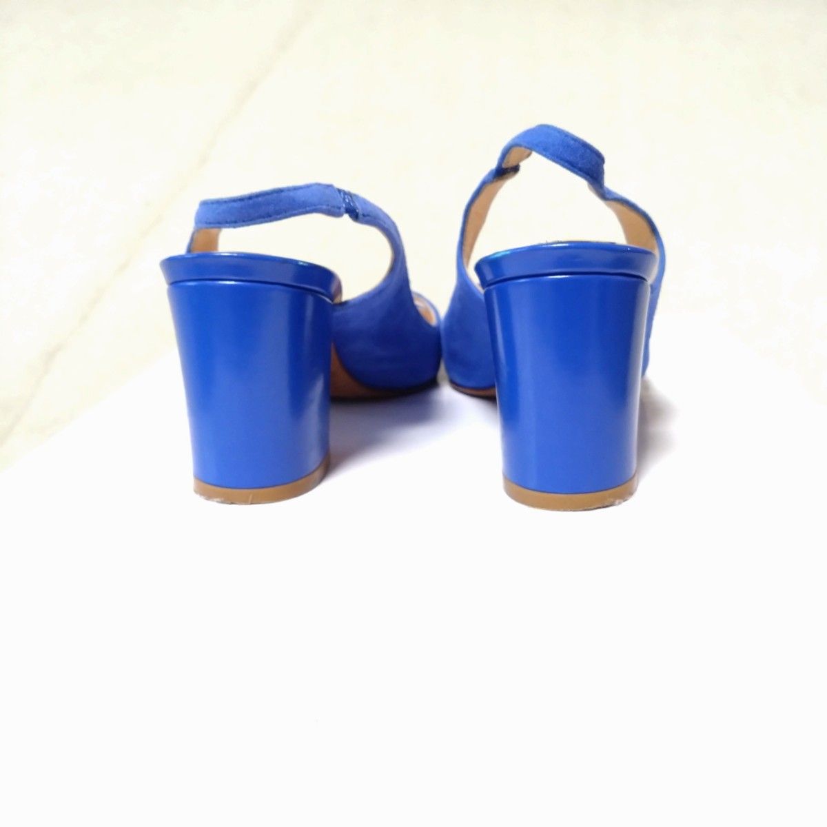 【美品】ペリーコ ポインテッドトゥ バックストラップ ボタンデザイン サンダル バックストラップ