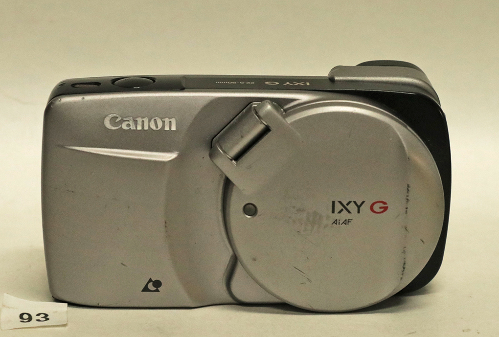 ｗ９３　フィルムカメラ　(キャノン　IXY-G)　作動確認済　現状渡し　_画像1