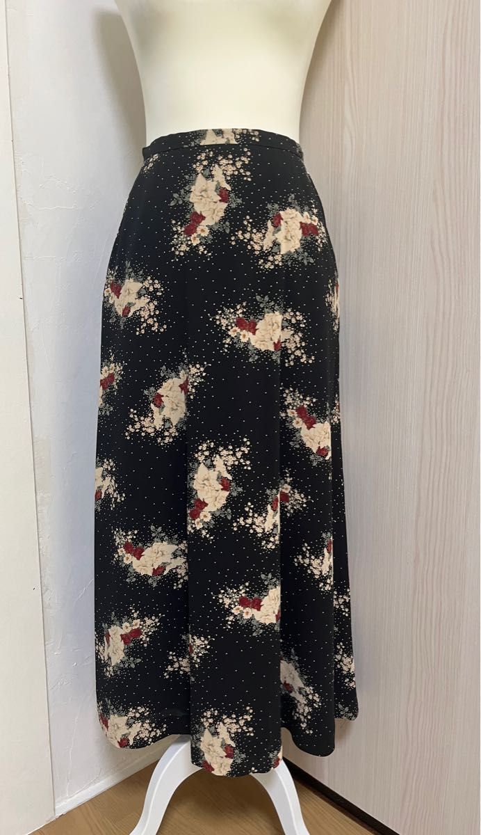 【KETTY】ベスト　ロングスカート　セットアップ　花柄　綺麗　極美品