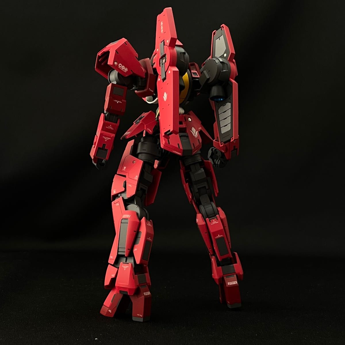 ガンプラ 完成品 フルメカニクス グレイズ 1/100 塗装済み 塗装 ガンプラ 完成品 フルメカニクス グレイズ 1/100 塗装済み 塗装
