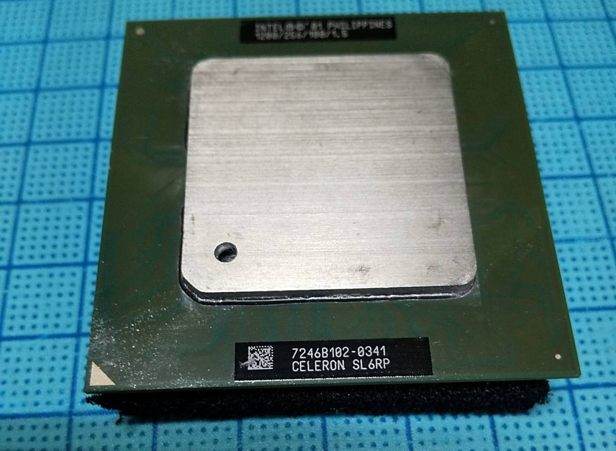 Intel Celeron Processor 1.20GHz Tualatinコア SL6RP セレロン　動作未確認_画像1