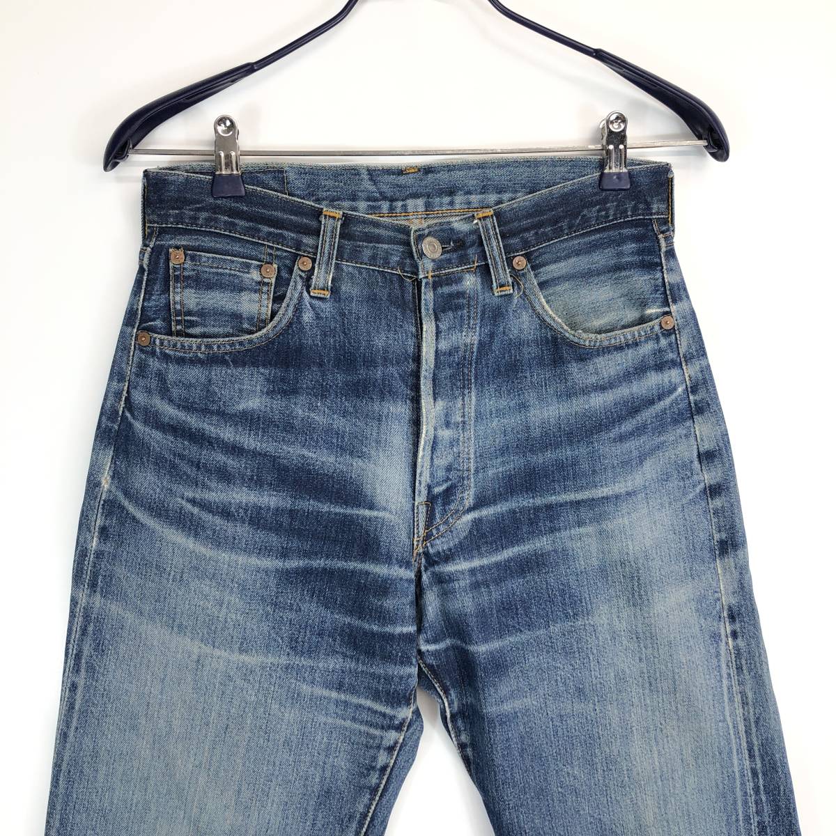90s USA製 リーバイス 501XX 501-0003 W30 デニムパンツ 555 90s USA製 リーバイス 501XX 501-0003 W30 デニムパンツ 555