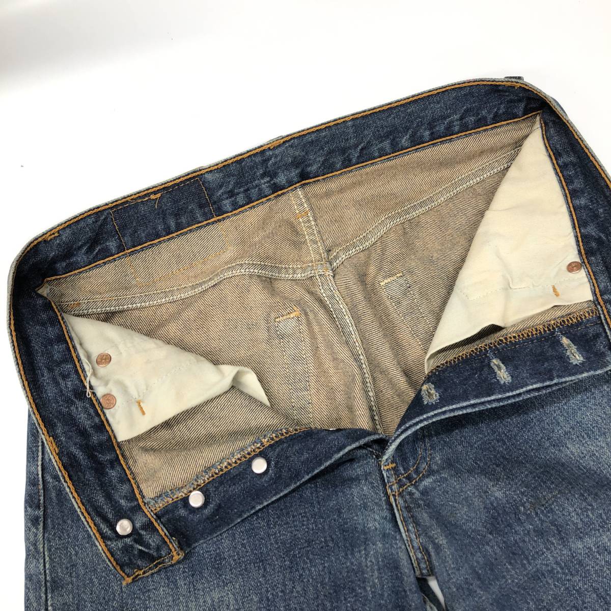 90s USA製 リーバイス 501 デニムパンツ W29 ボタン裏524 501 90s USA製 リーバイス 501 デニムパンツ W29 ボタン裏524 501