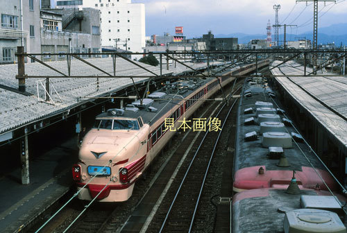 [鉄道写真] 485系 雷鳥 福井駅 国鉄時代(229)_画像1