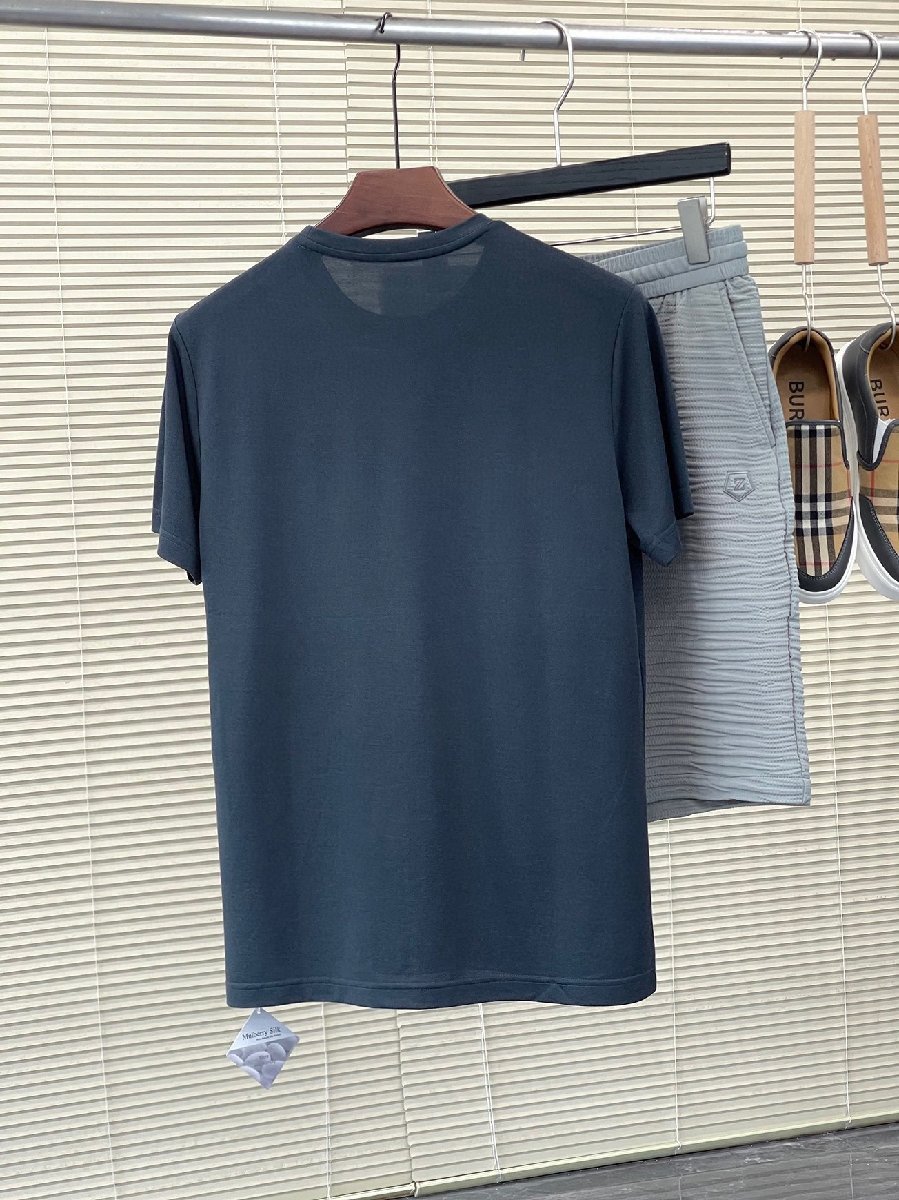 送料無料　Brunello Cucinelli　ブルネロクチネリ Tーシャツ　丸首　シルク使用　半袖　メンズ　無地　カジュアル　ネイビー　1120-56_Tーシャツのみ