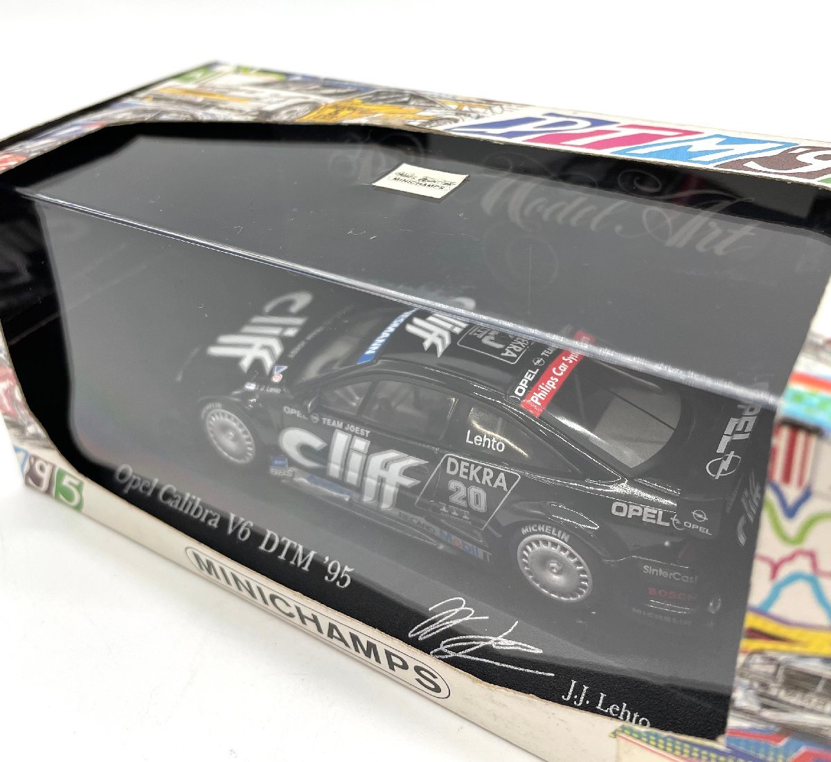 △MINICHAMPS ミニチャンプス Opel Calibra V6 DTM 95 ブラック_画像3