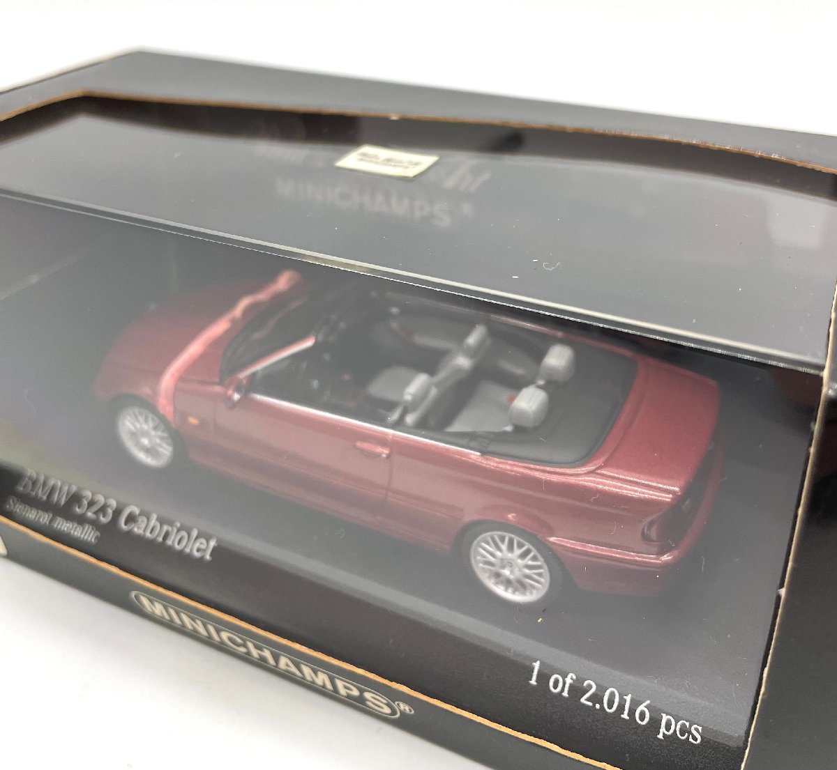 △MINICHAMPS ミニチャンプス BMW 323 Cabriolet 2000 siena red met. レッドの画像3