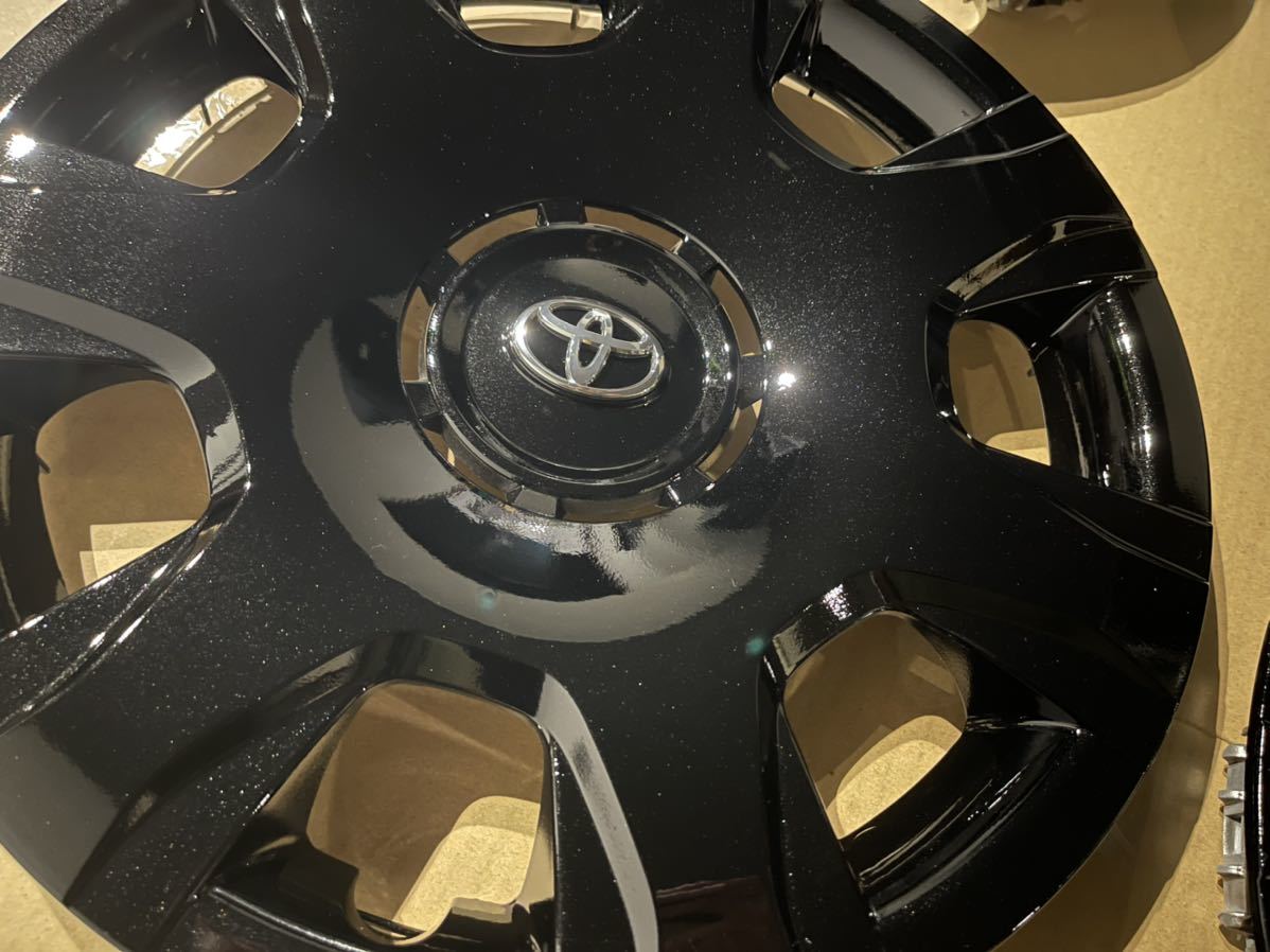 ハイエース 200系 ホイールキャップ 純正ホイール 新車外し ハイエース 200系 ホイールキャップ 純正ホイール 新車外し