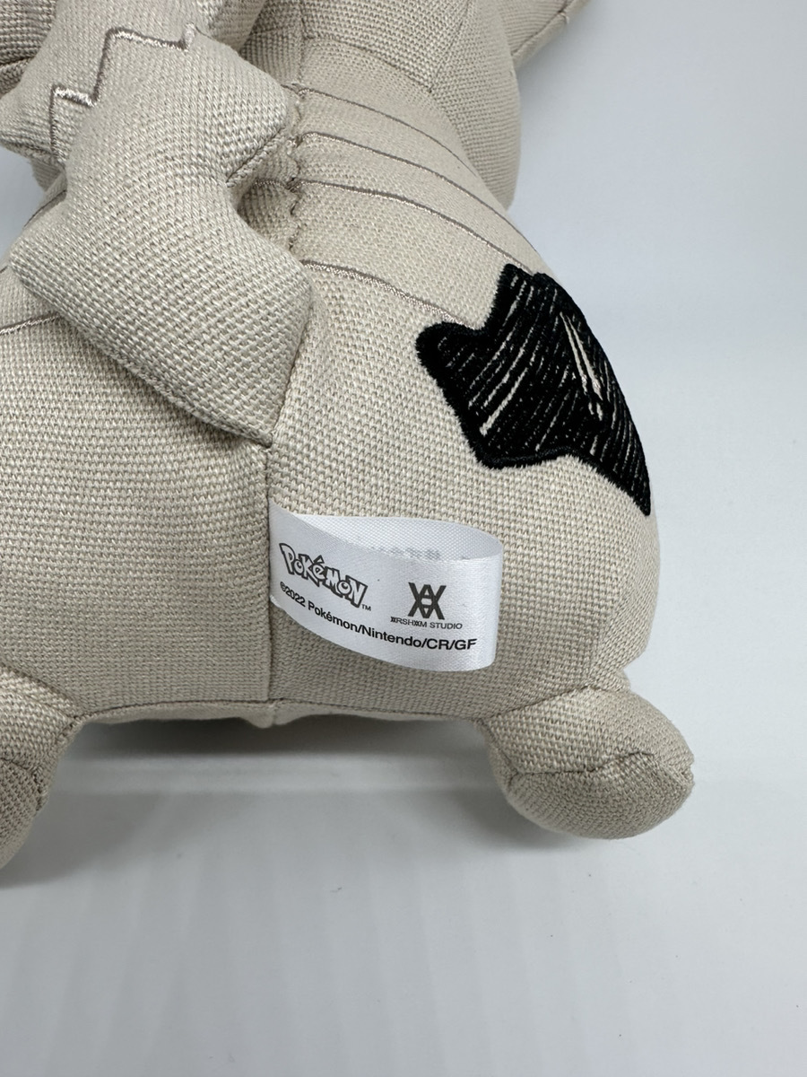 ダニエル・アーシャム ピカチュウ Daniel Arsham × Pokmon S ダニエル・アーシャム ピカチュウ Daniel Arsham × Pokmon S