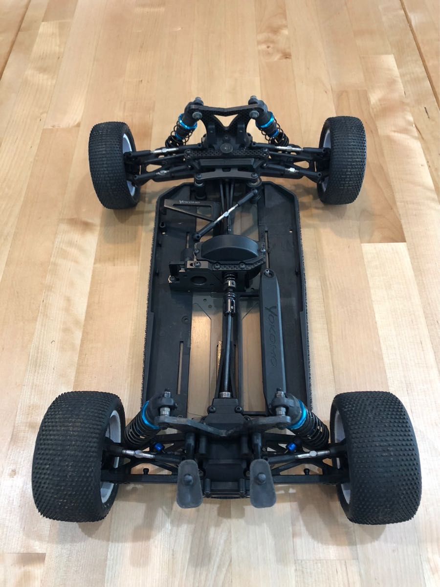 YOKOMO B-MAX4 III 4WD BUGGY YZ-4SF ボディ付 タミヤ ラジコン YOKOMO B-MAX4 III 4WD BUGGY YZ-4SF ボディ付 タミヤ ラジコン