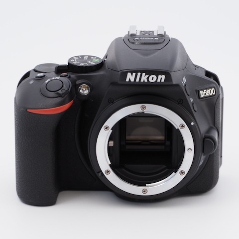 Nikon ニコン デジタル一眼レフカメラ D5600 ボディ ブラック D5600BK #7899