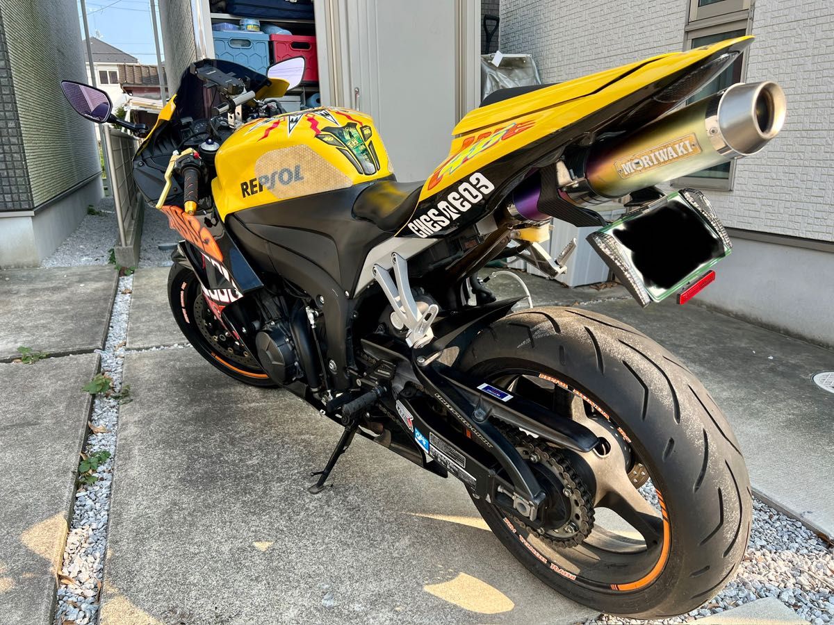 レプソル バレンシアカラー カウル CBR600RR PC40 外装セット レプソル バレンシアカラー カウル CBR600RR PC40 外装セット