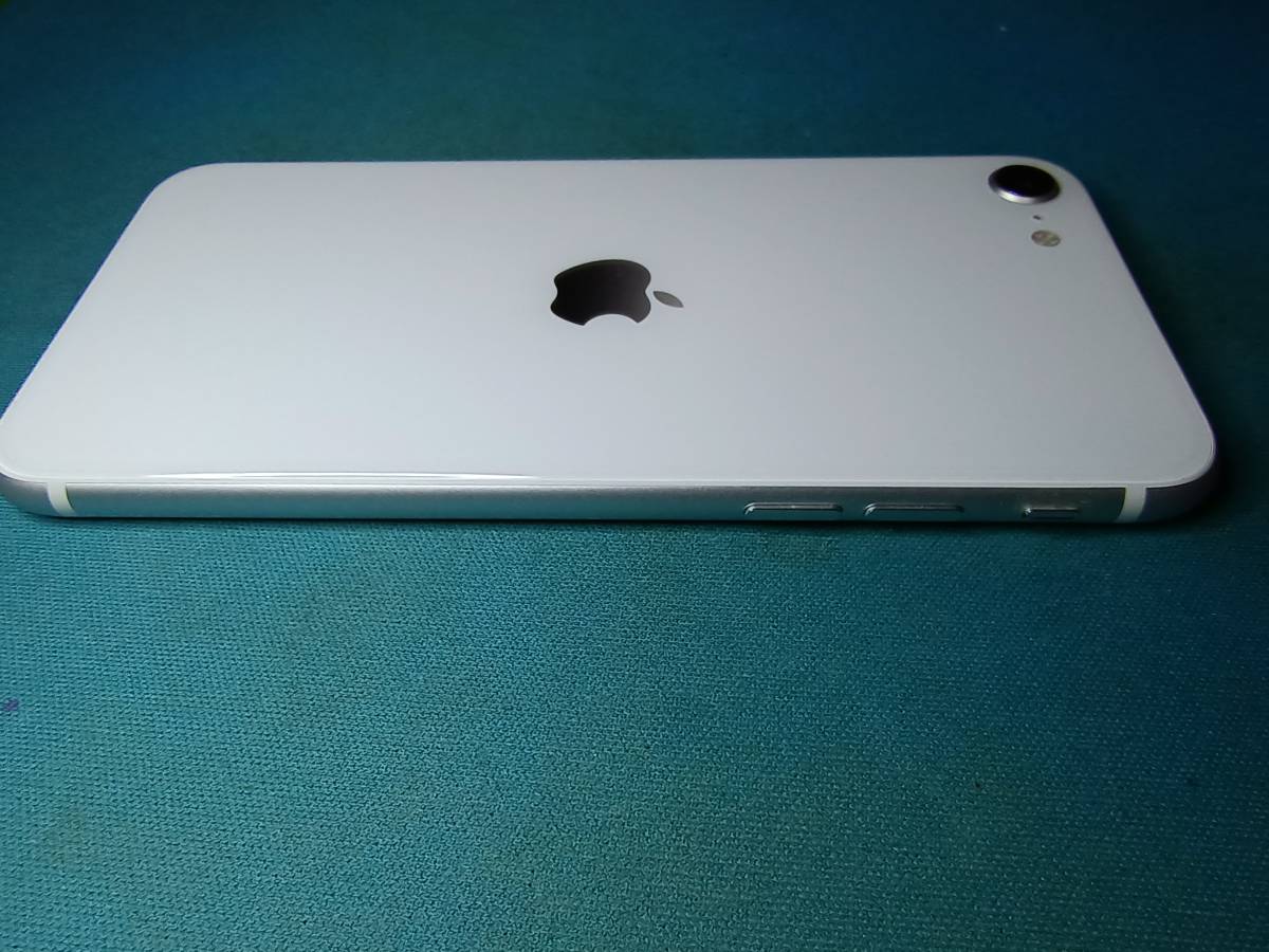 送料無料 iPhone SE2（第2世代）128GB 中古 ホワイト 白 white SIM