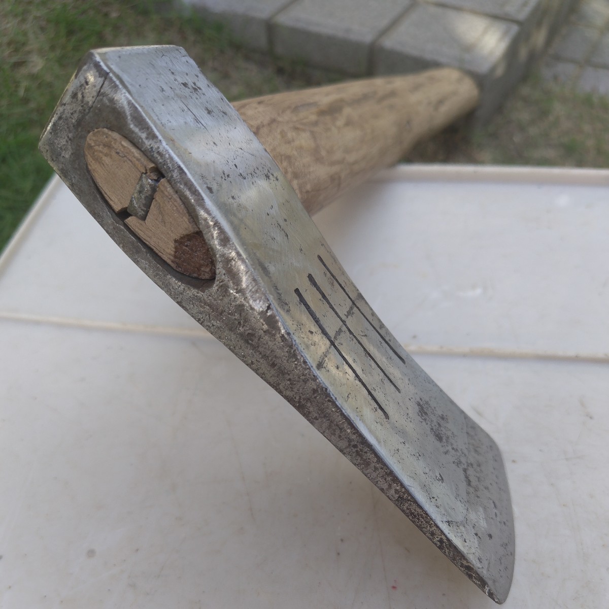 axe firewood tenth for mountain work for ( used )