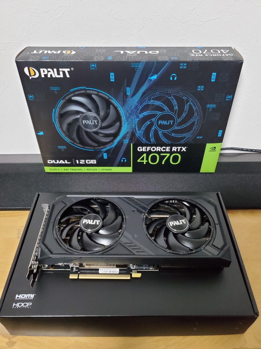 トップ (ほぼ新品)GEFORCE RTX4070 12GB PARIT DUAL グラフィック