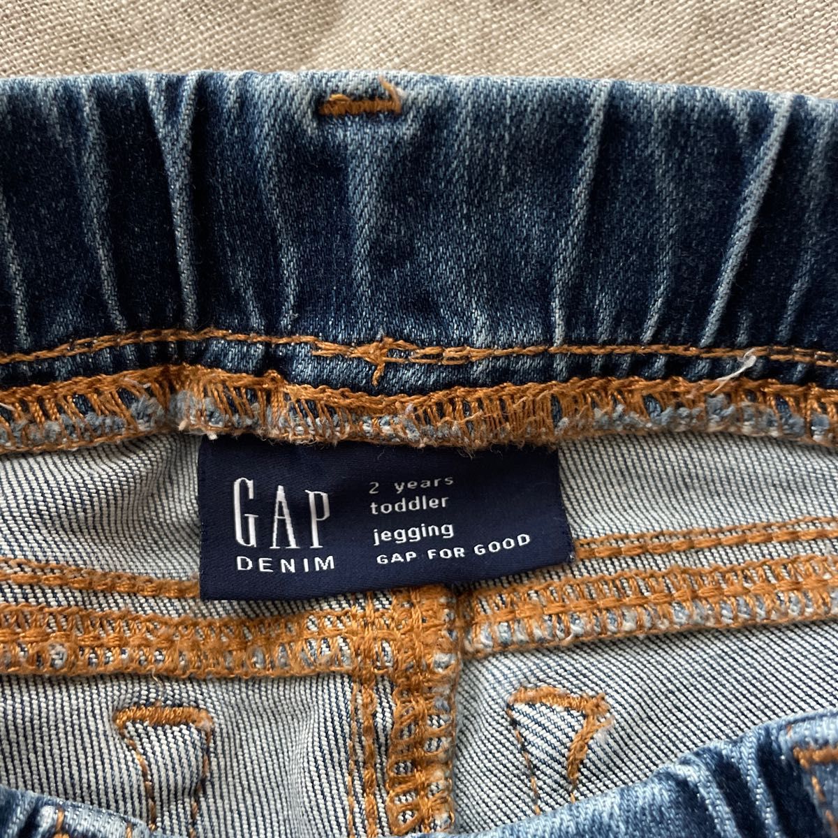 GAP  95cm  デニムパンツ　ジェギンス　トドラー