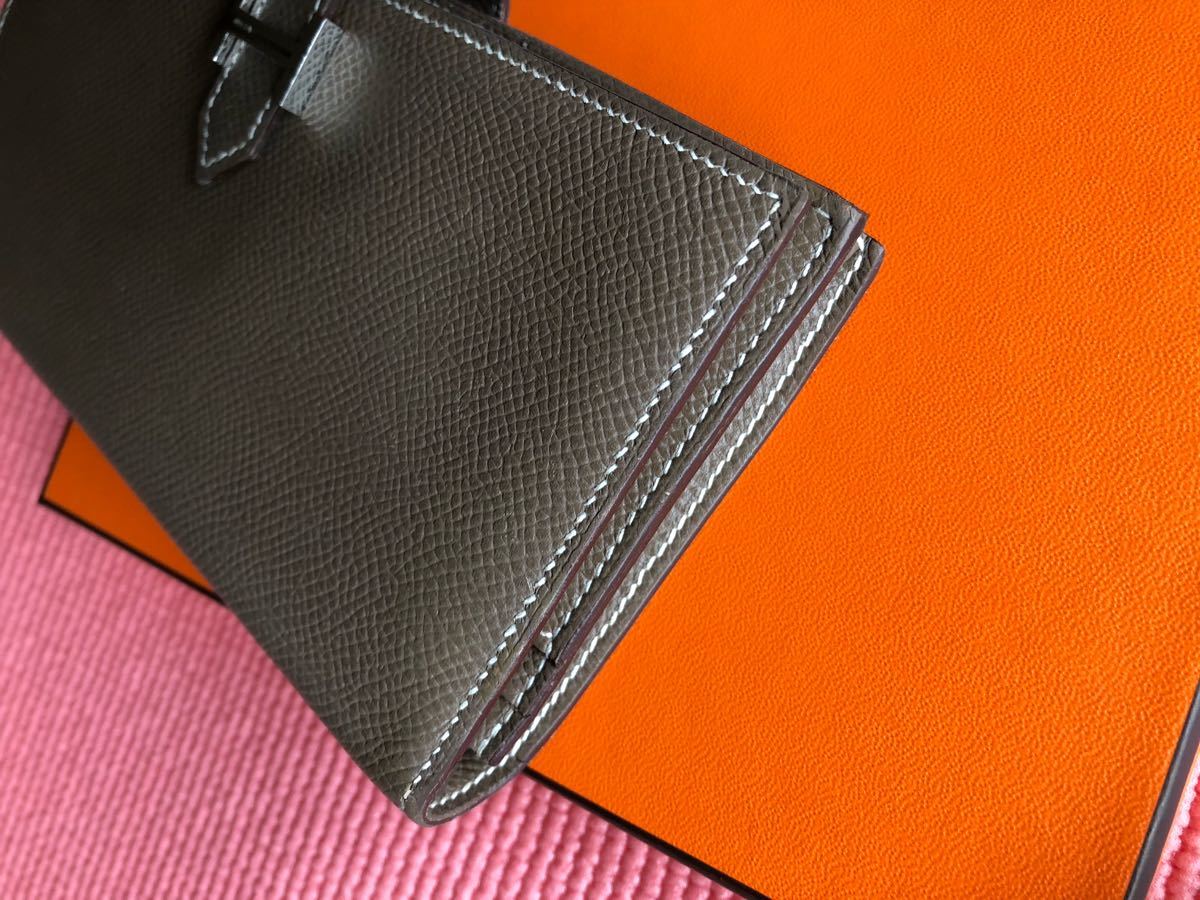 大量入荷 【エルメス】定価45.8万円 超美品!ベアン スフレ マチアリ