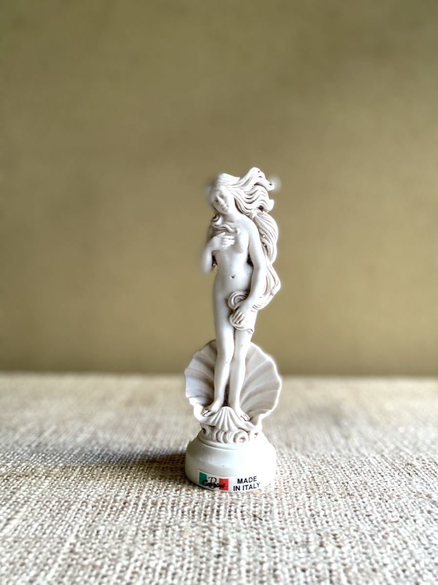 西洋彫刻 ヴィーナスの誕生 ボッティチェッリの絵画 彫像フィギア オブジェ 女神 人形 made in Italy ギリシャ_画像1