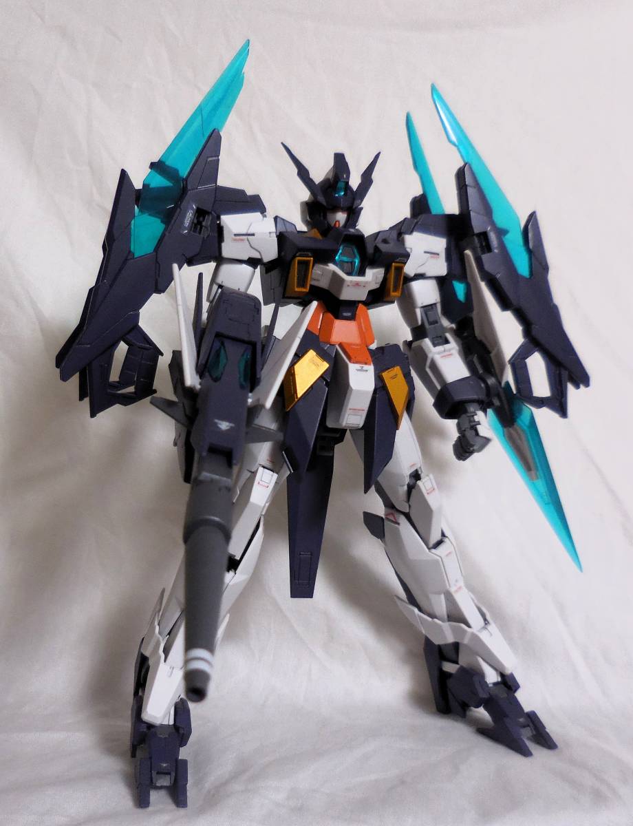 ★MG 1/100 ガンダム AGE II マグナム 完成品★ガンダムビルドダイバーズ★ガンプラ バンダイ_画像にあるのが全てになります。