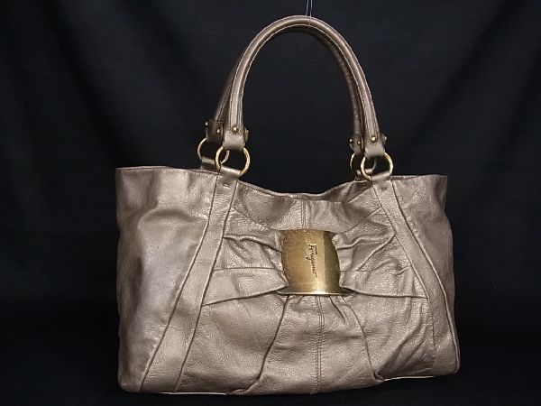 1円 □美品□ Salvatore Ferragamo フェラガモ DH-21 B789 ヴァラ